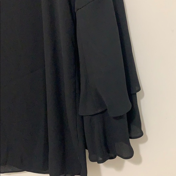 Guess by Marciano blouse NWOT - Picture 3 of 3